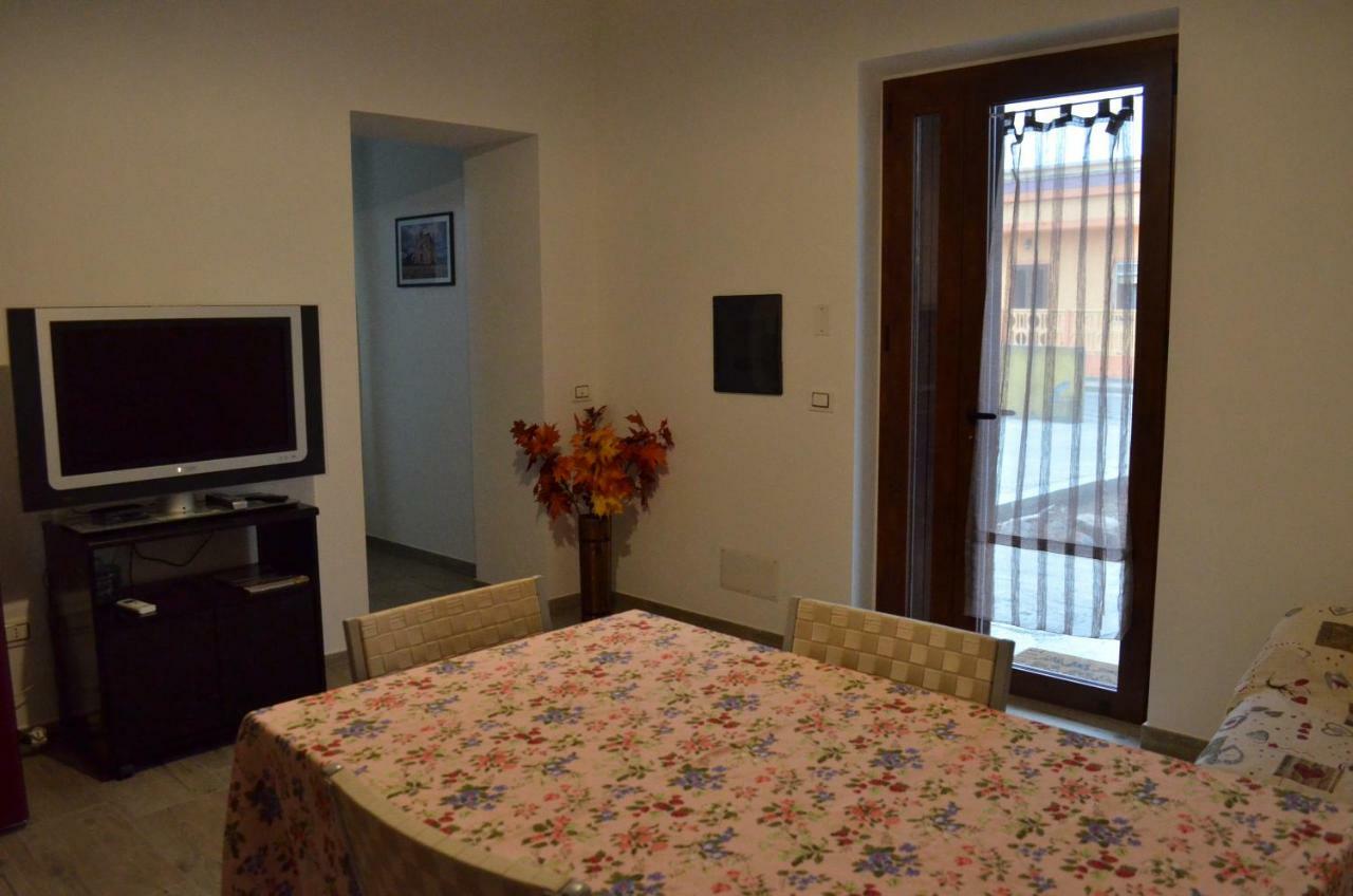 Appartamento Vacanza Da Luisa San Giovanni Suergiu Exterior photo